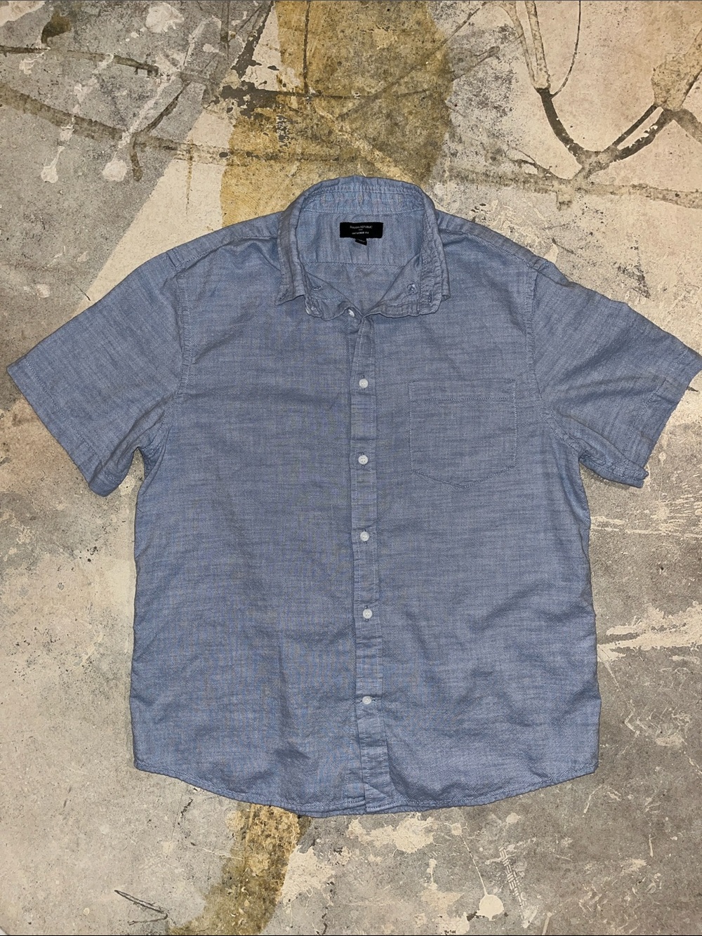 Large Banana Republic Shirt